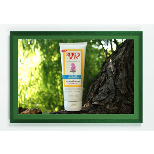 DARK GREEN WOOD FRAME 22x28 with DECORATIVE WILLIAMSBURG GREEN MAT BORDER