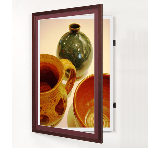 SWING-OPEN & SWING CLOSE FOR EASY POSTER CHANGES 24x30
